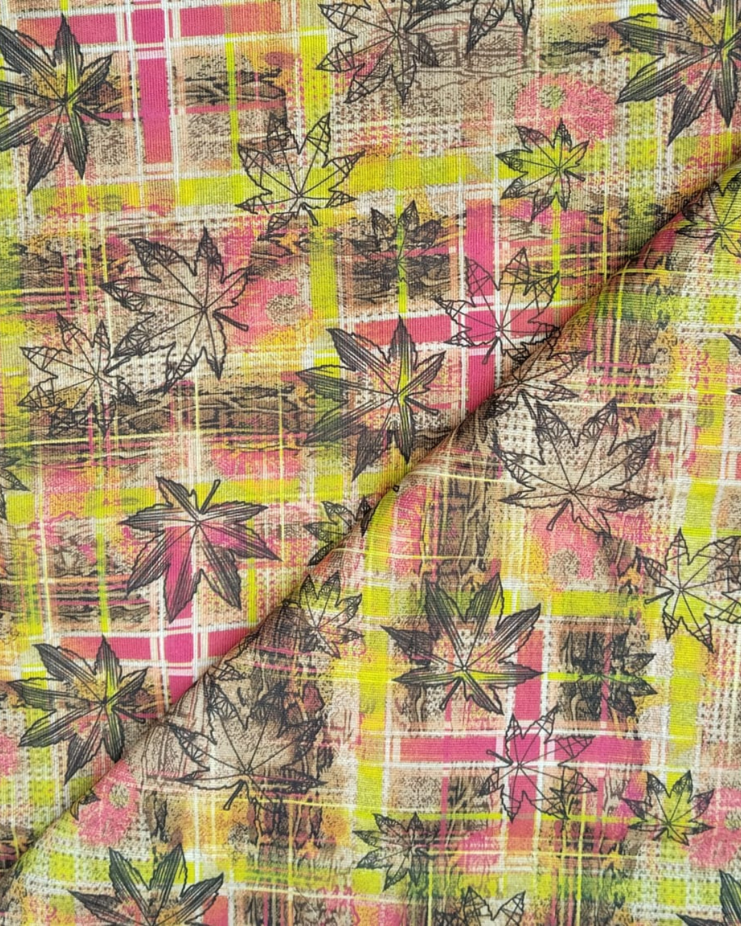 Printed Khaddar-PK1016. Rs250/yard
3yards shirt 750--- 5yards suit 1250
