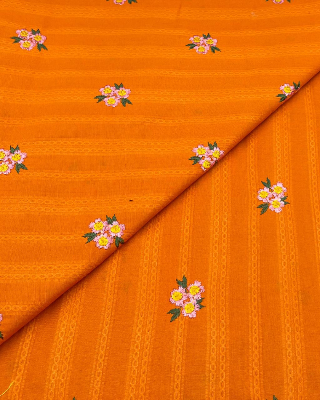 Khaddar Embroidery KE112