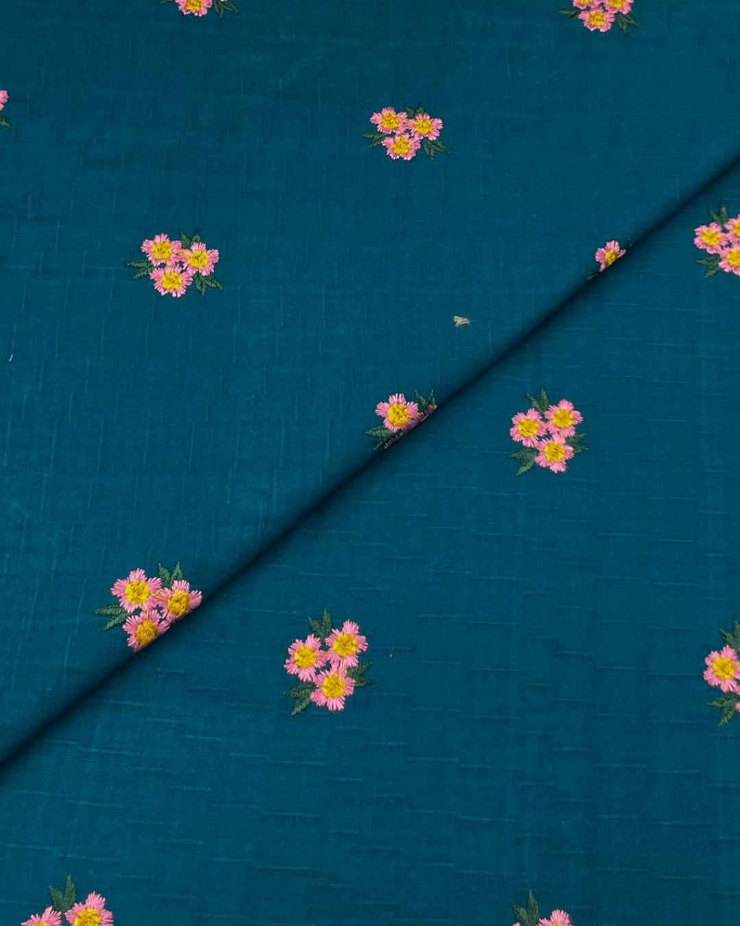 Khaddar Embroidery KE111