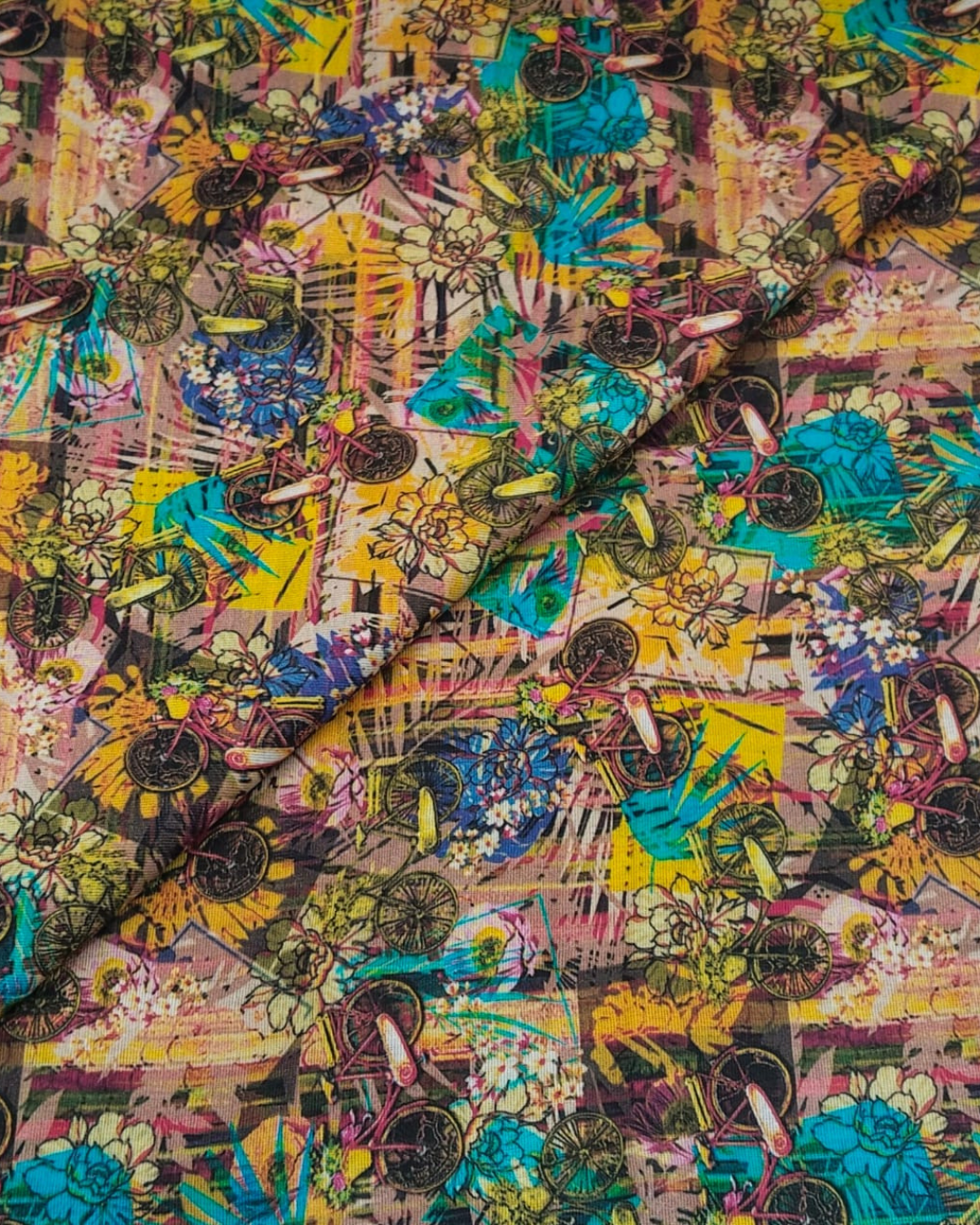 Printed Khaddar-PK1034. Rs250/yard
3yards shirt 750--- 5yards suit 1250