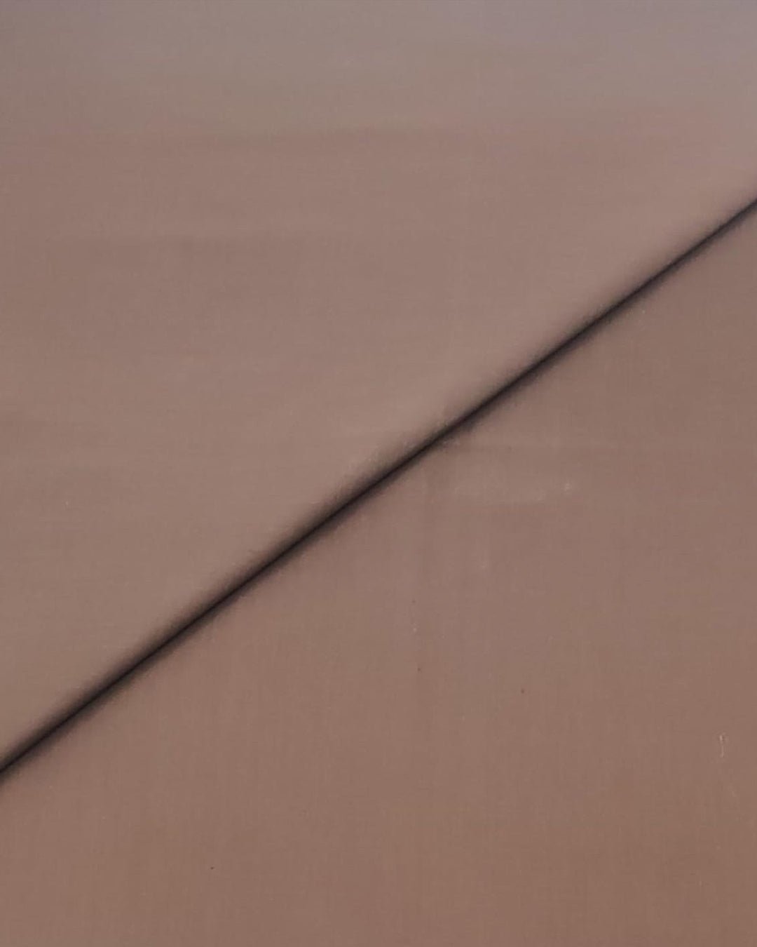 Brown – Plain Lawn