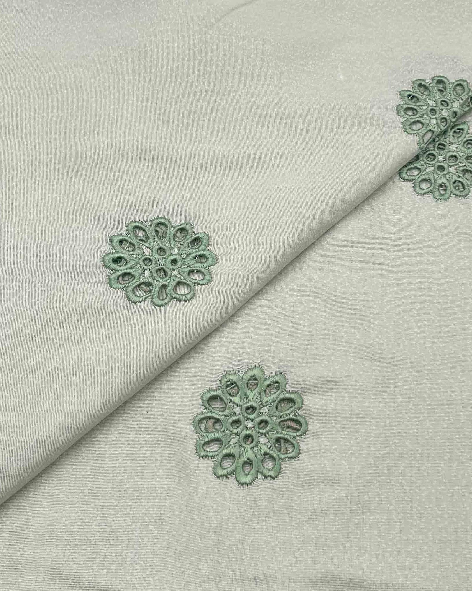Silk Karandi Boring Embroidery SKE103
