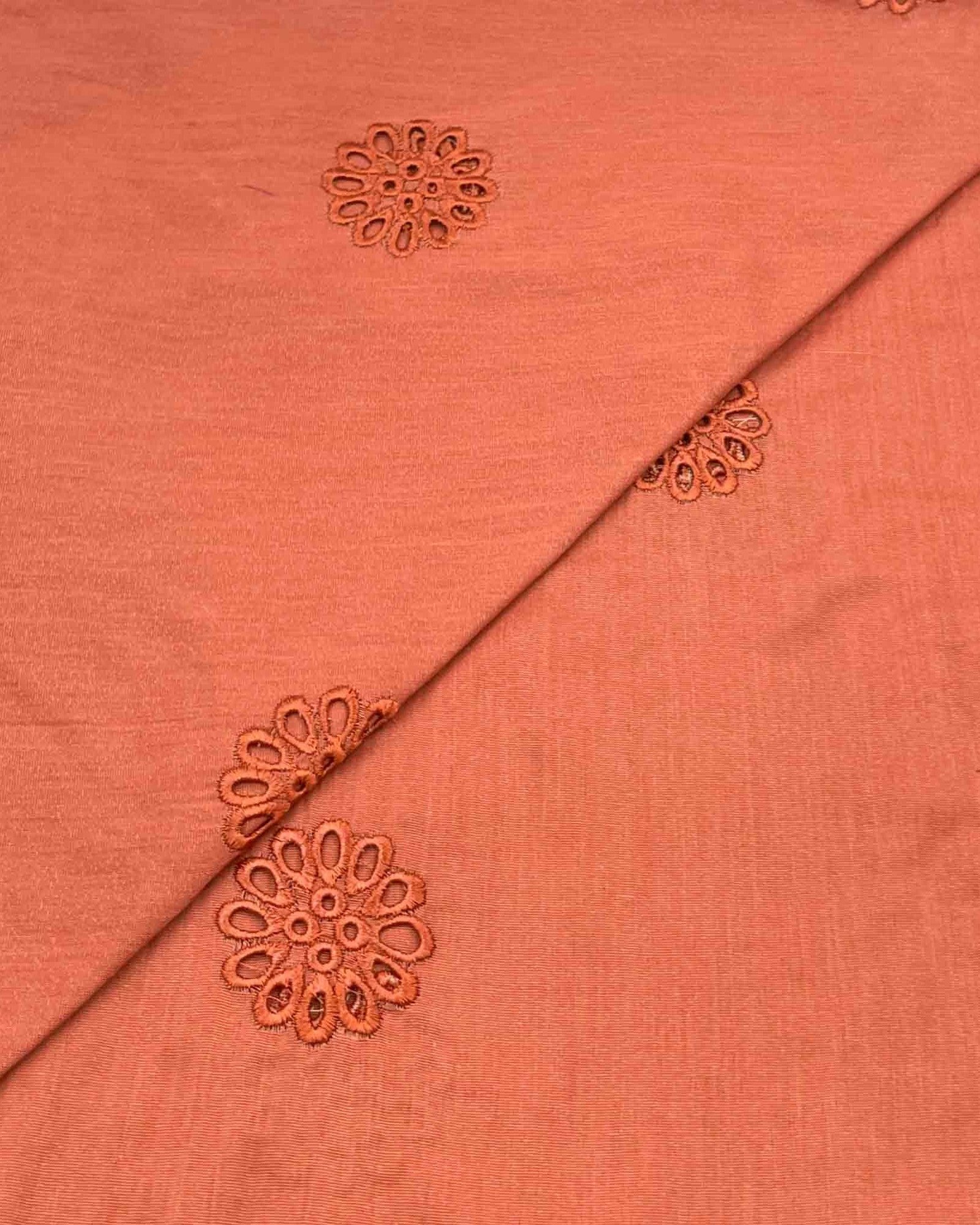 Silk Karandi Boring Embroidery SKE102