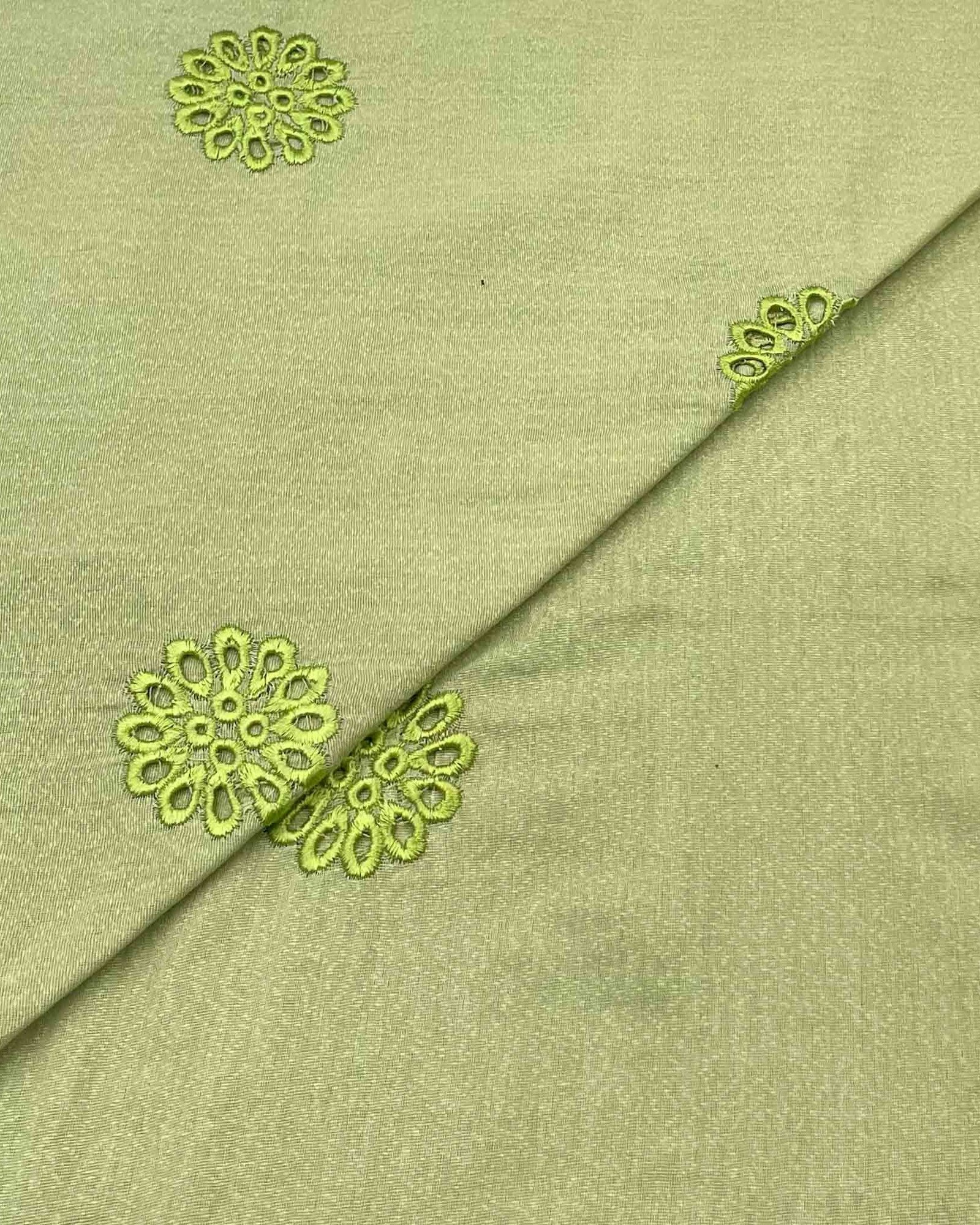 Silk Karandi Embroidery SKE0100