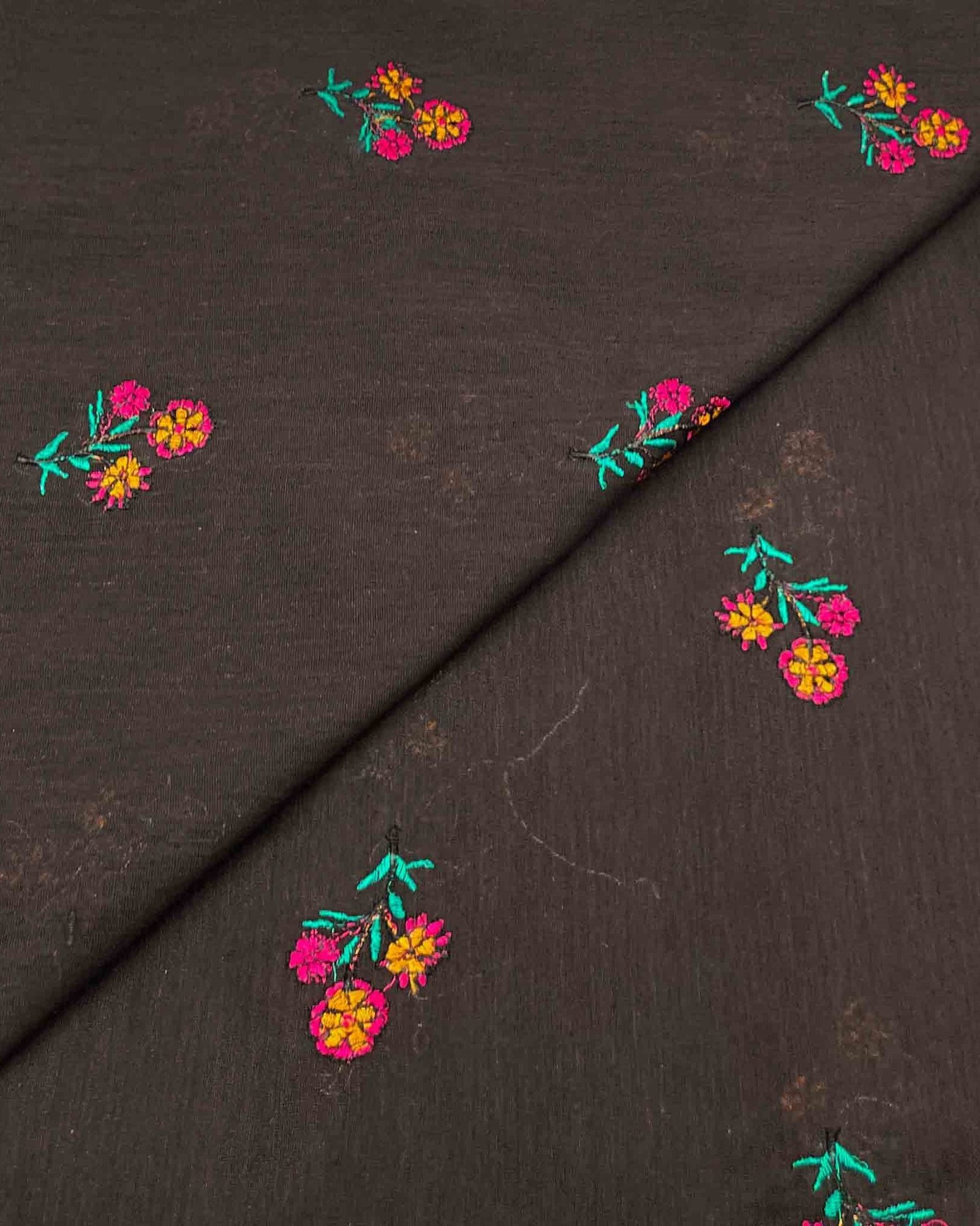 Silk Karandi Embroidery SKE093