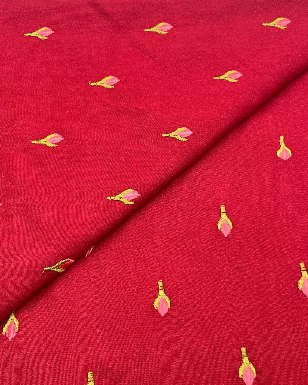 Silk Karandi Embroidery SKE079