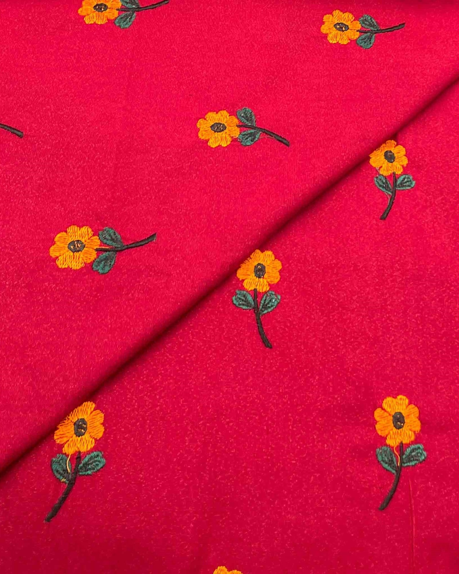 Silk Karandi Embroidery SKE065