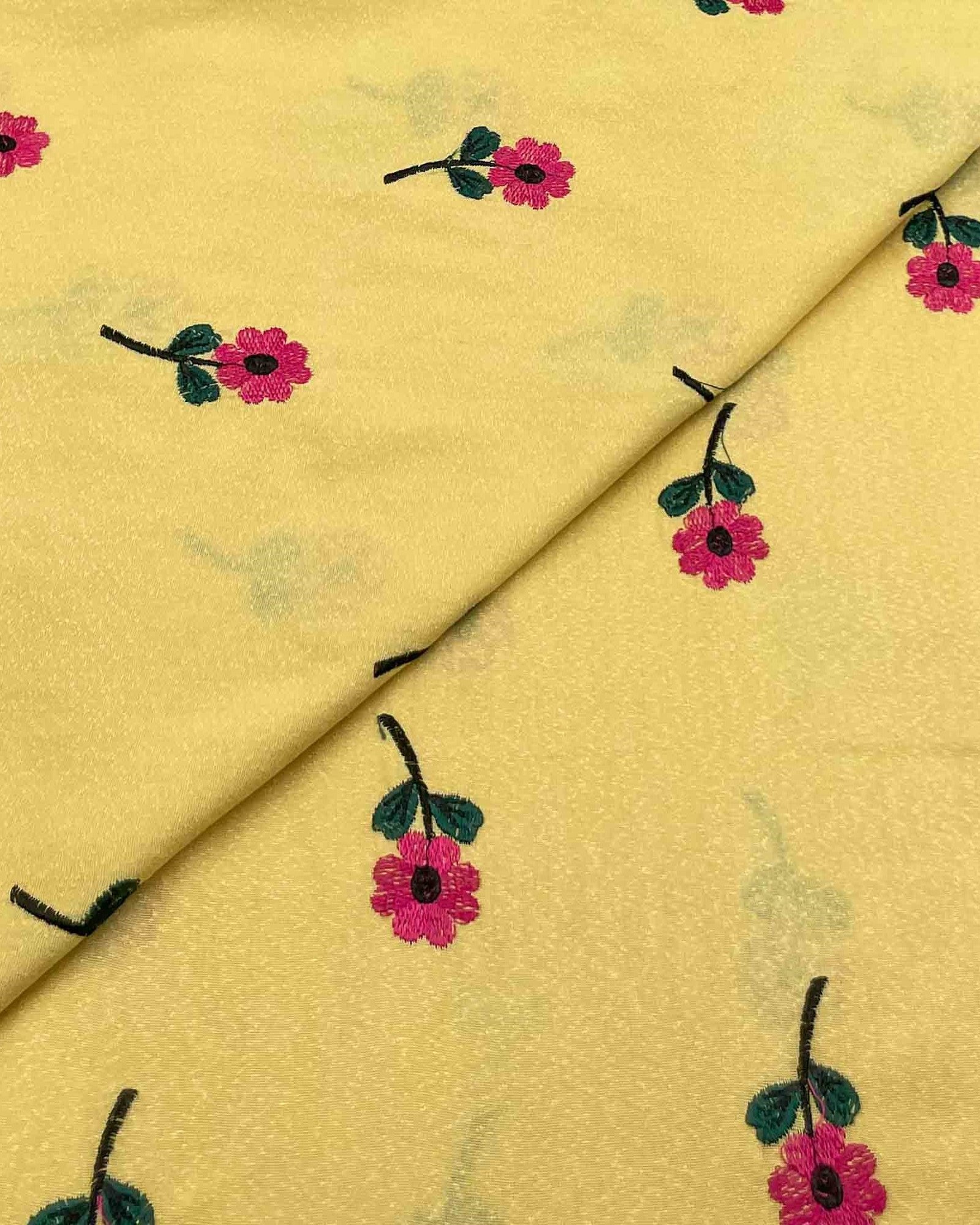 Silk Karandi Embroidery SKE064