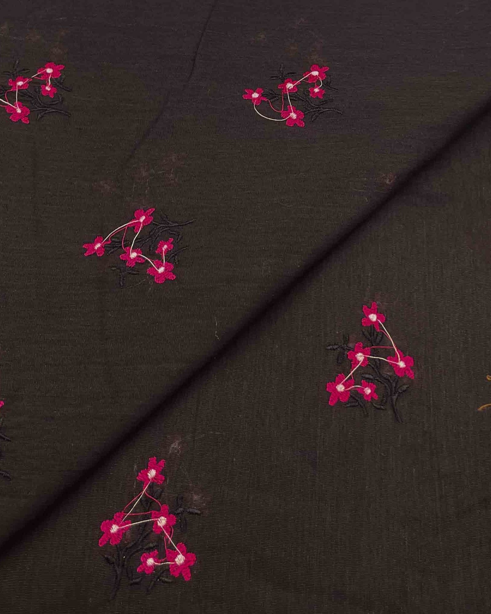 Silk Karandi Embroidery SKE039