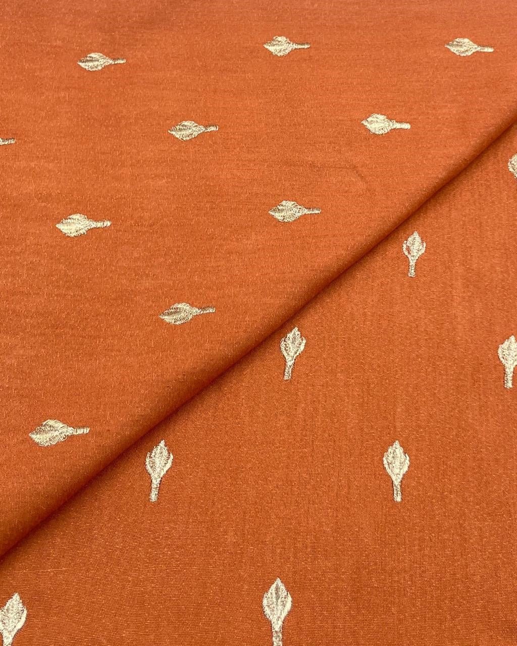 Silk Karandi Embroidery SKE027