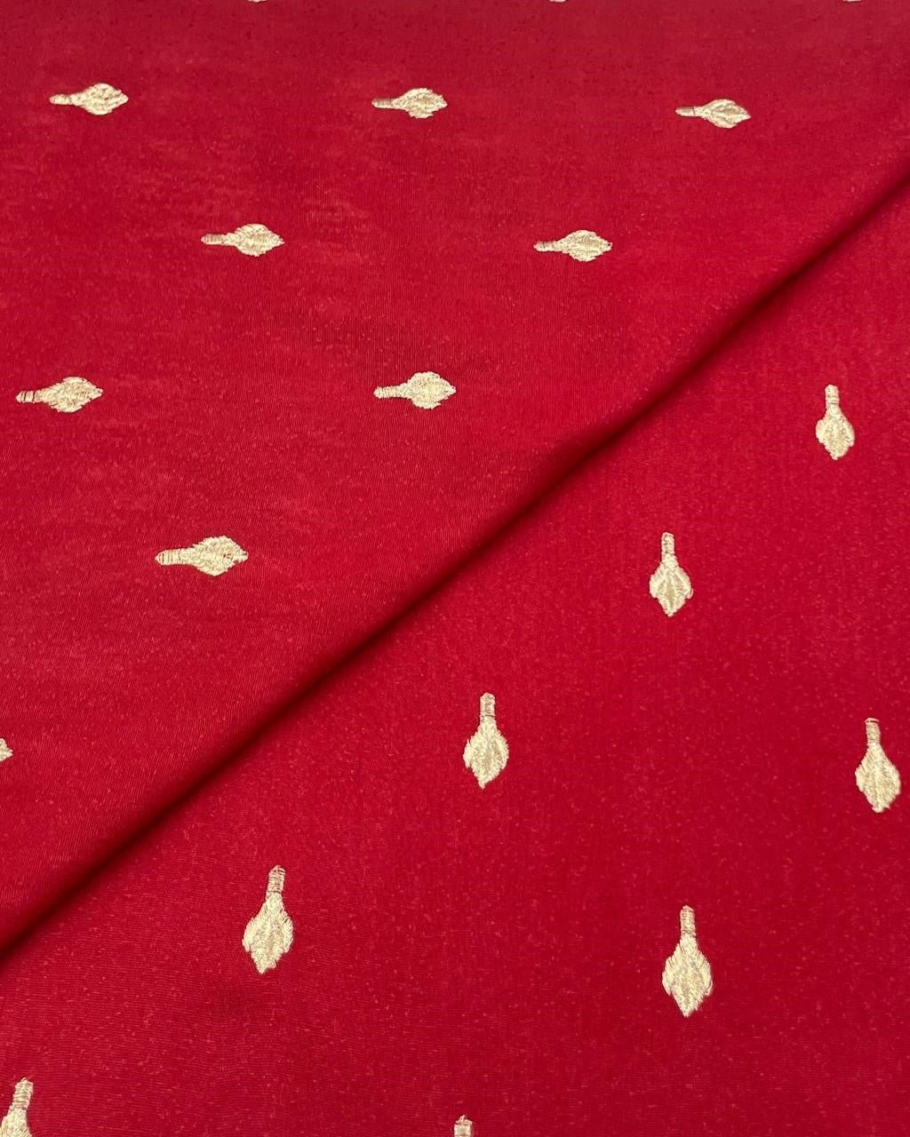 Silk Karandi Embroidery SKE024