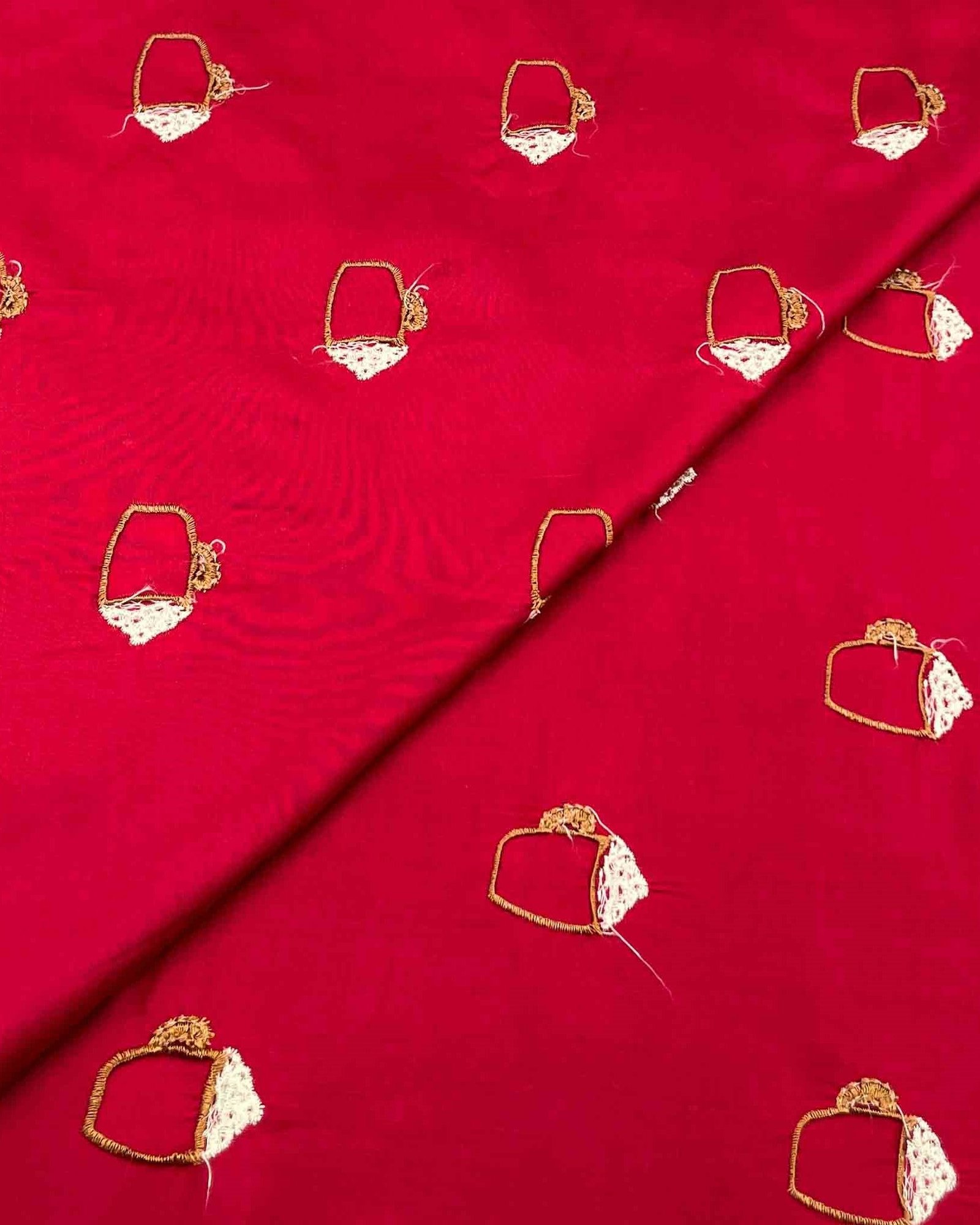 LINEN EMBROIDERY LE017