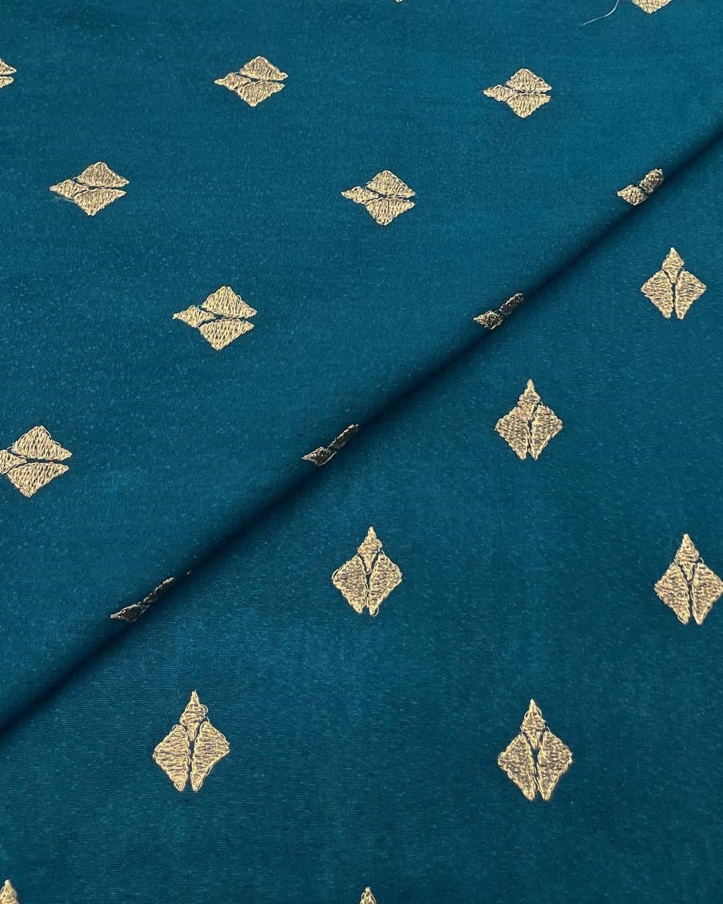 Silk Karandi Embroidery SKE005