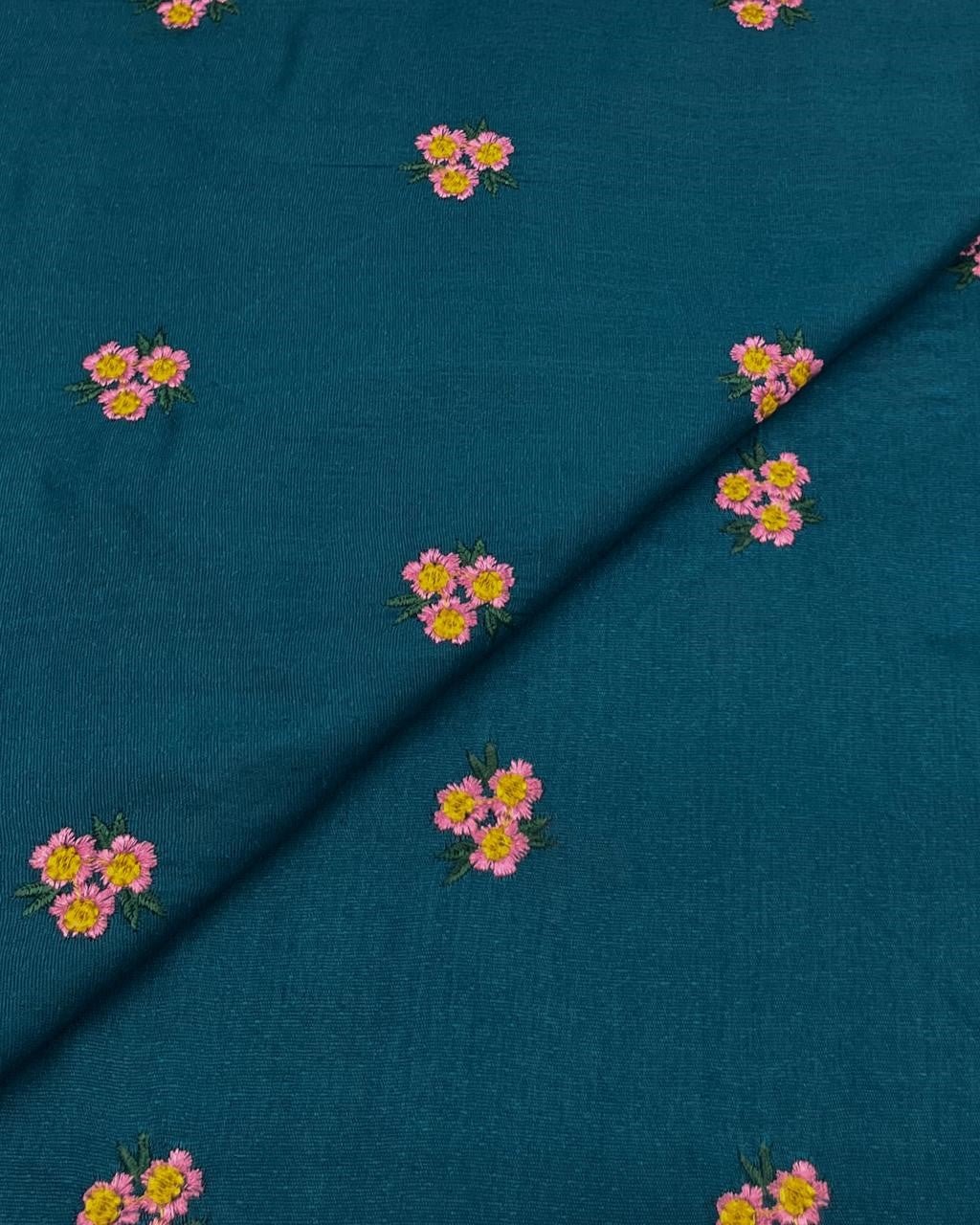 Silk Karandi Embroidery SKE001